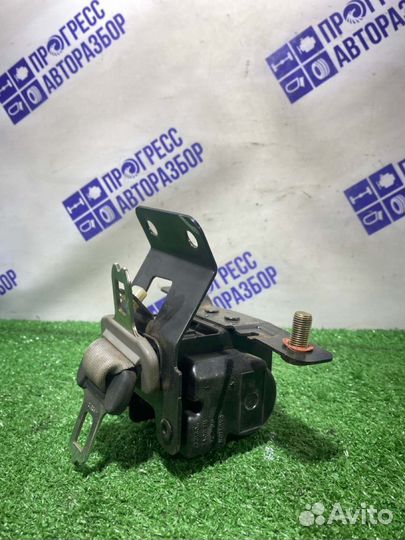 Ремень безопасности задний Kia Sorento внедорожник