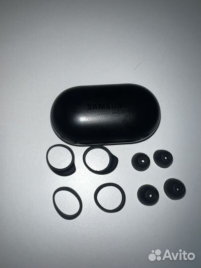 Беспроводные наушники samsung
