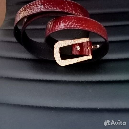 Ремень натур.лак. кожа, стразы, Италия, оригинал
