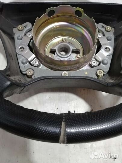 Mercedes w 210 руль