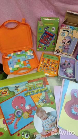 Фирменные развивающие игрушки,планшет,касса
