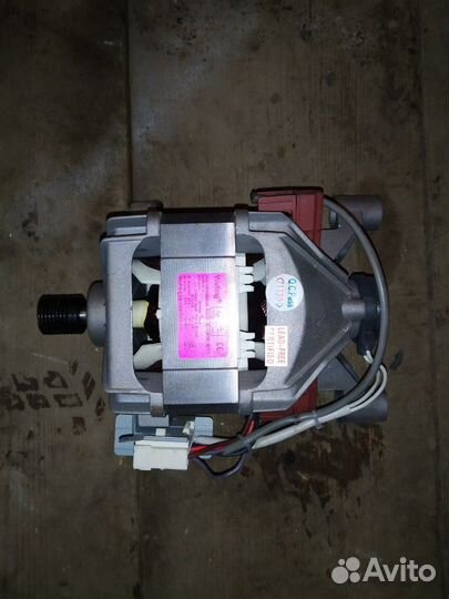 Двигатель стиральных машин Bosch