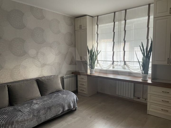 2-к. квартира, 60 м², 4/17 эт.