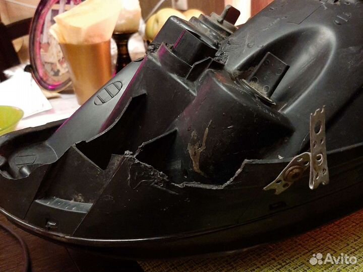 Фара передняя левая на Hyundai Tucson 2008г