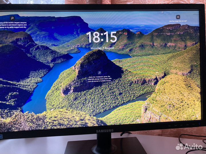 Монитор Samsung 21.5
