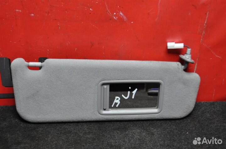 Козырек солнцезащитный toyota prius NHW20