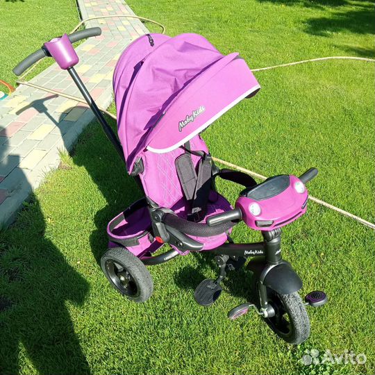 Детский велосипед с ручкой