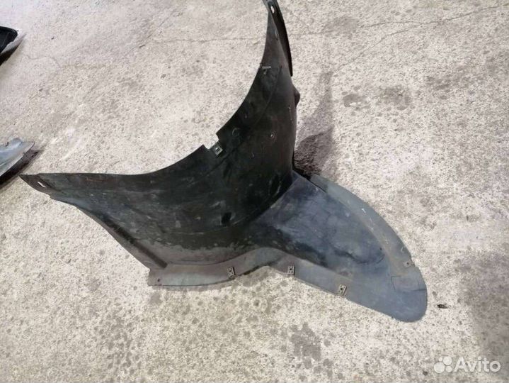 Подкрылок передний левый skoda octavia a5