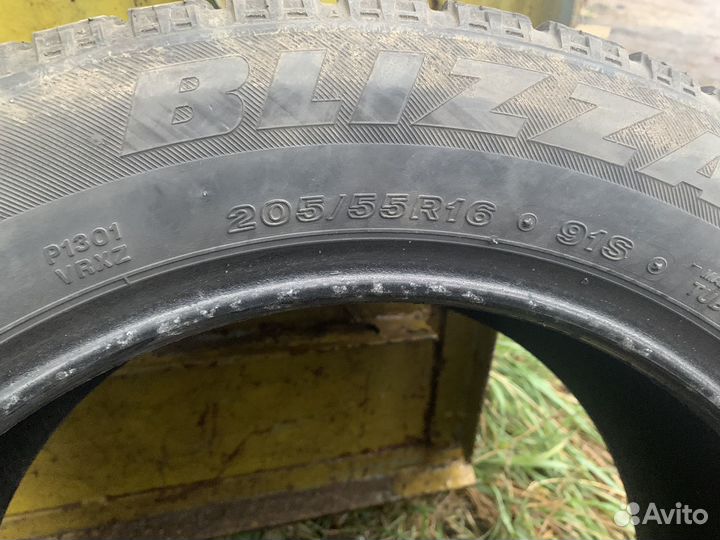 Bridgestone Blizzak LM-18 205/55 R16