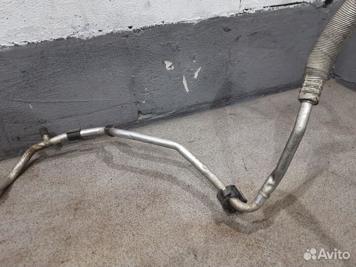 Трубка кондиционера для 1.8 tfsi BZB WV Passat B6