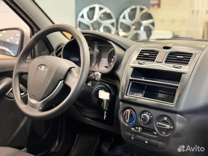 LADA Granta 1.6 МТ, 2024