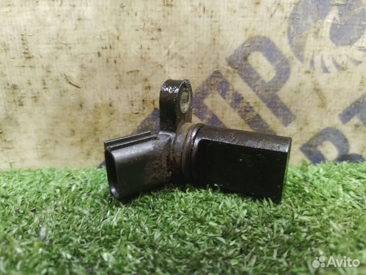 Датчик положения коленвала Nissan Almera Classic