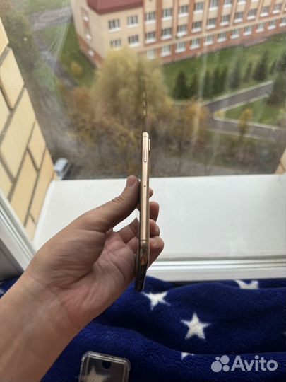 iPhone Xs, 64 ГБ