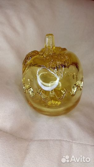 Стеклянное яблоко СССР