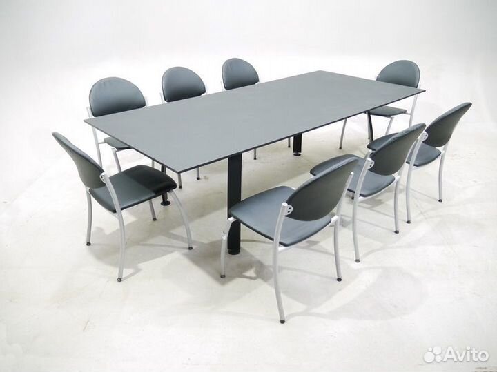 Стол офисный для переговоров