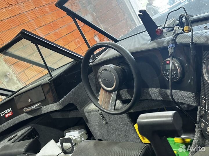 Продаю катер