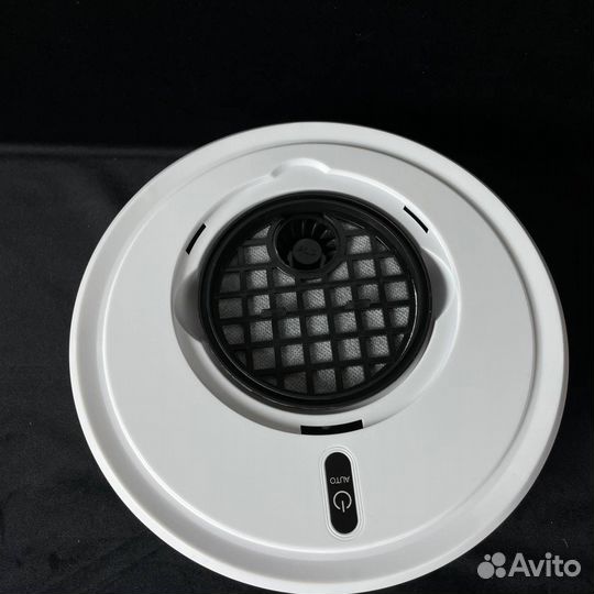 Робот пылесос