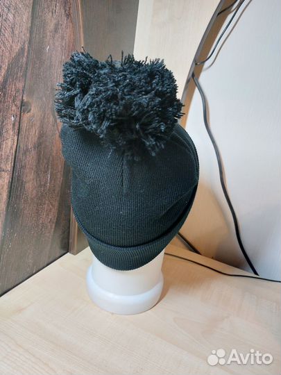 Шапка чёрная Levi's