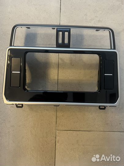 Автомагнитола бу на Prado 150