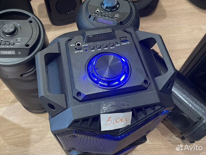 Колонка мощная громкая с микрофоном