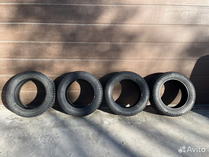 Nokian Tyres Hakkapeliitta 7 SUV 235/60 R18 107T