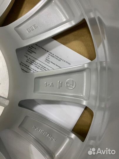 Новые оригинальные Castor R16 для Skoda Karoq 2022