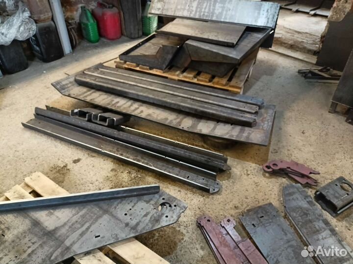 Мини-погрузчик Bobcat 310, 2023