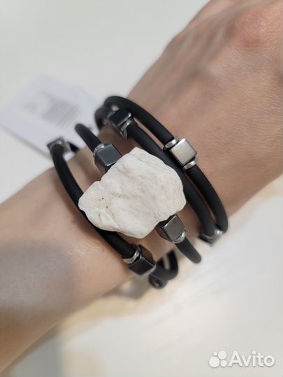 Браслет с кахолонгом и гематитом новый