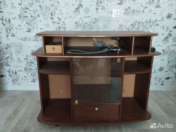 Тумба под телевизор, самовывоз