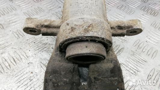 Суппорт тормозной задний правый toyota avensis T25