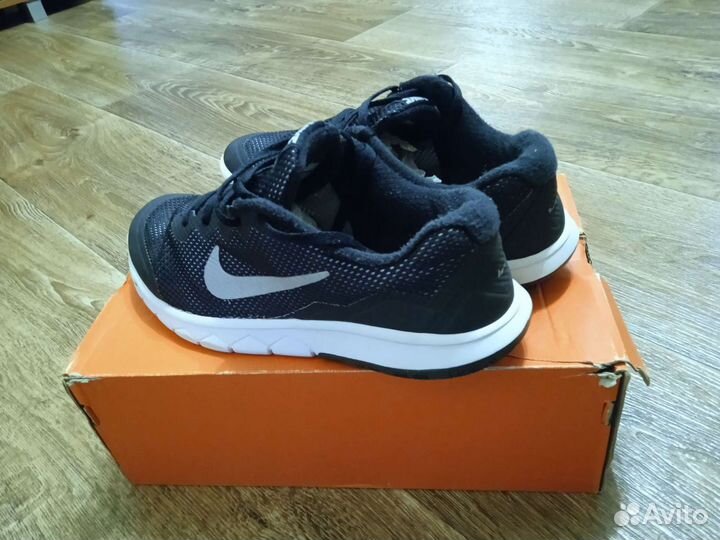 Кроссовки nike оригинал