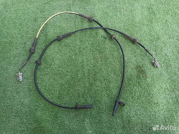 Датчик ABS передний Nissan X-Trail T31