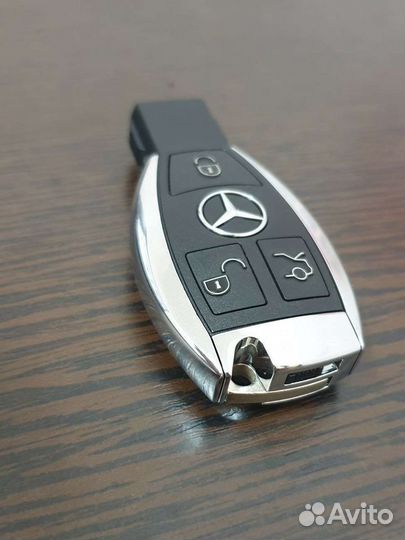 Продаю ключ Mercedes