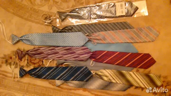 Галстук школьный