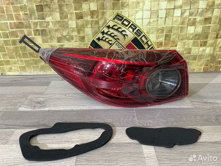 Фонарь задний левый Mazda 3 BM BN Седан 13-19