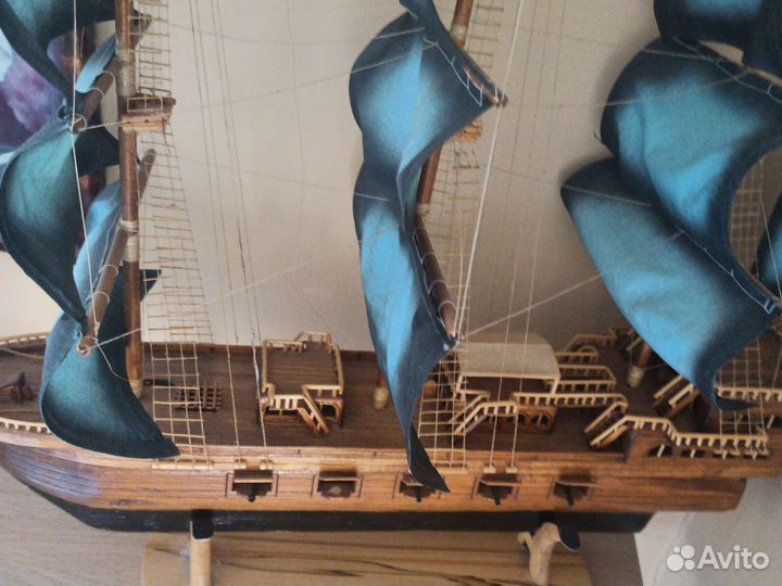 Модель корабля