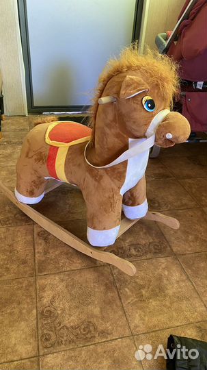 Качалка лошадь