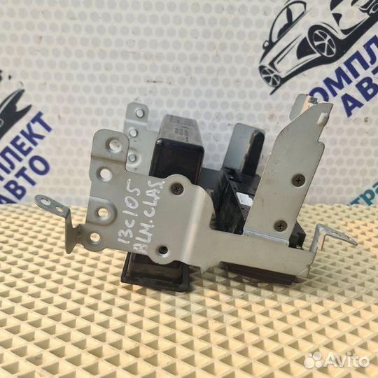 Салазки крепления магнитолы Nissan Almera Classic