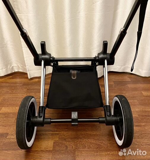 Шасси Cybex Priam II Chrome / white (All terrain)