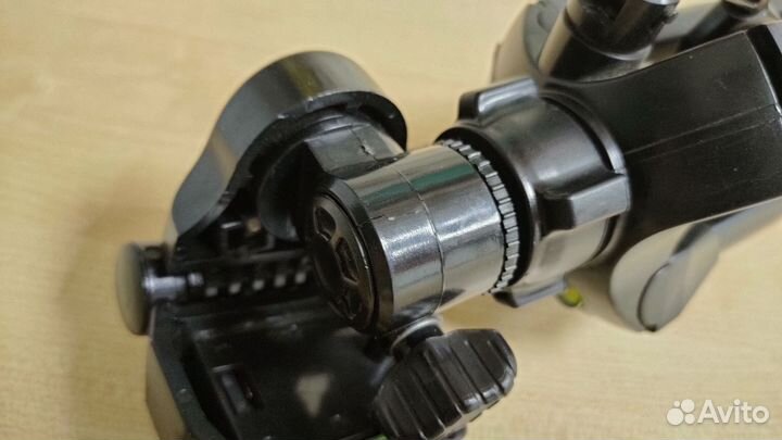 Штатив для фотоаппарата DiCom