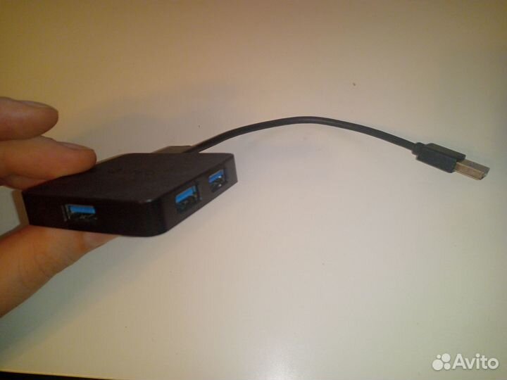 USB концетратор и зарядка с бп D-Link Dub-h7