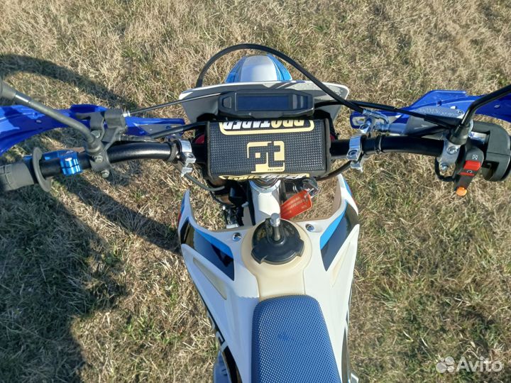 Продам motoland xt250hs