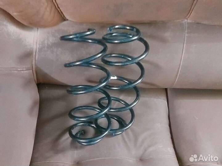 Пружины передние на priora
