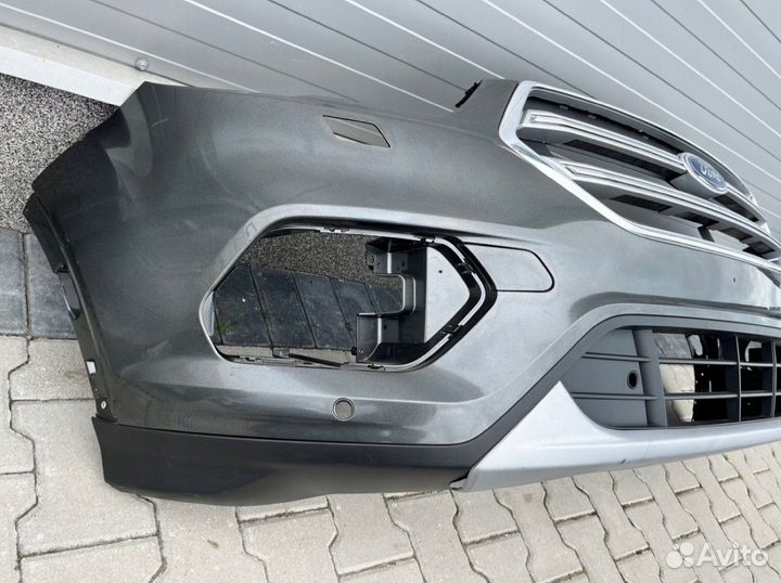 Бампер передний Ford Kuga 2
