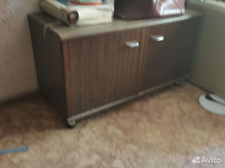 Тумба прикроватная