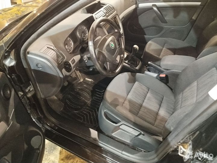 Skoda Octavia 1.8 МТ, 2010, 168 000 км