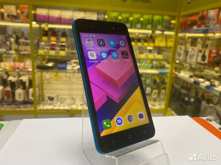 Смартфон itel A17