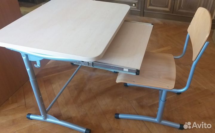 Стол ученический парта и стул для школьника