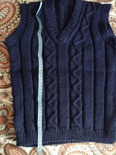 Продам рубашки на мальчика и жилетку