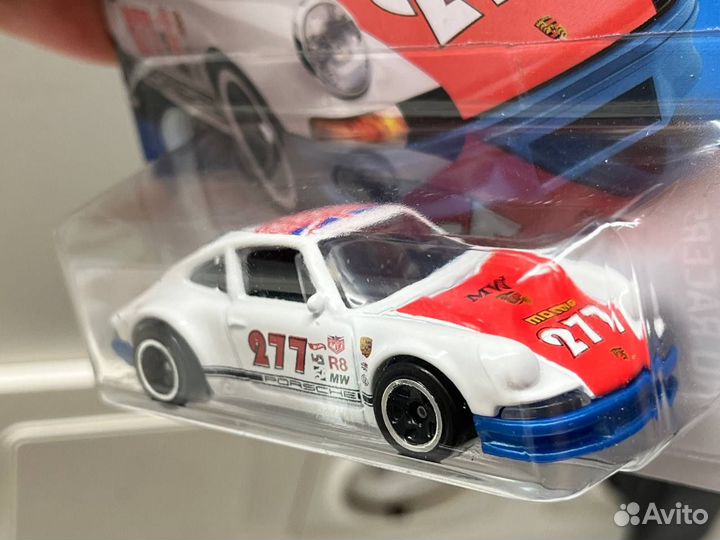 Hot Wheels Porsche 911 (Белый)